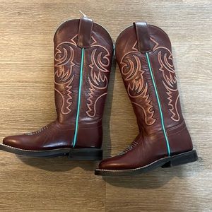 Olathe Boots